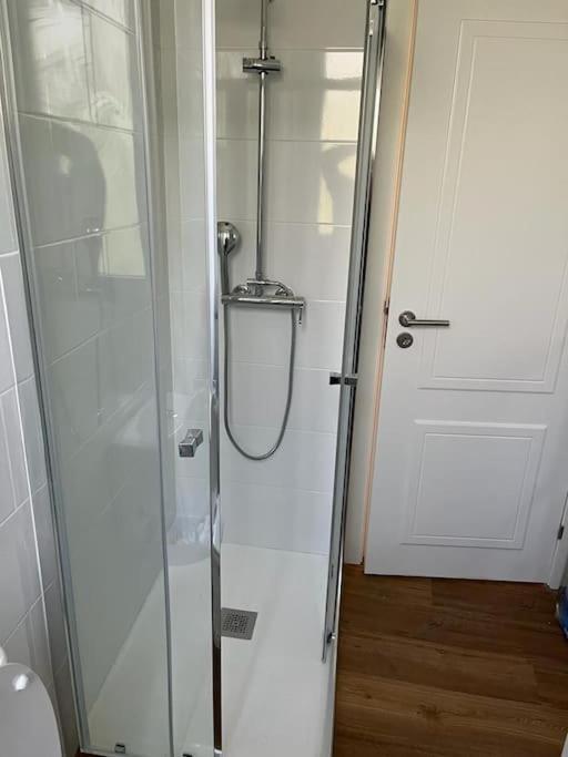 Casa Da Praia Da Poca - Apartamento Lirio Estoril Zewnętrze zdjęcie