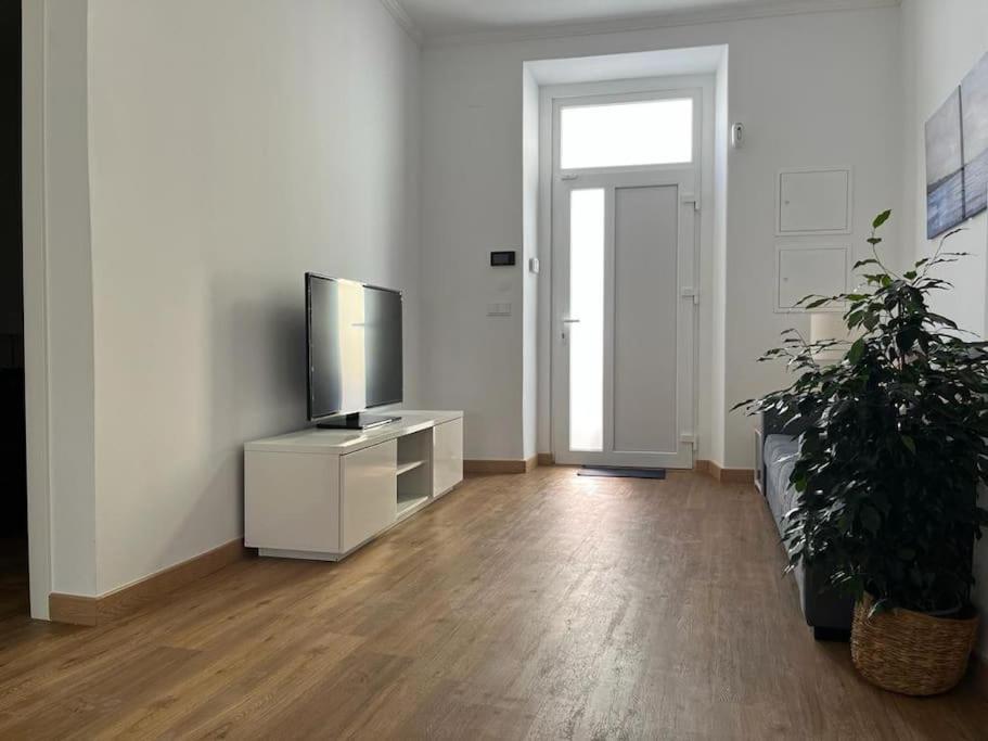 Casa Da Praia Da Poca - Apartamento Lirio Estoril Zewnętrze zdjęcie